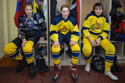 В клубе «Сокол» спортивной школы №1 г. Свободного занимаются 15 девочек.