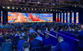 Делегация ООО "Газпром переработка Благовещенск" во главе с генеральным директором Юрием Лебедевым принимает участие в работе Восточного экономического форума во Владивостоке.