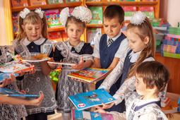В начале этого года при поддержке компании «Газпром переработка Благовещенск» на базе школы открыт кабинет информатики для детей с ограниченными возможностями.