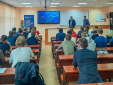 Профориентационные встречи студентов с сотрудниками Амурского ГПЗ прошли сразу в нескольких средних и высших учебных заведениях Томска.