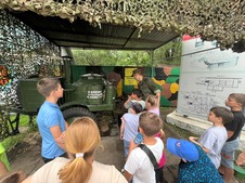 Ребята вместе с родителями посетили артиллерийский полукапонир.
