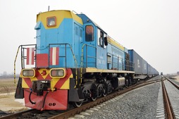 Свыше 18 тысяч тонн грузов доставлено по железной дороге на строительную площадку Амурского газоперерабатывающего завода (ГПЗ) с начала 2020 года.