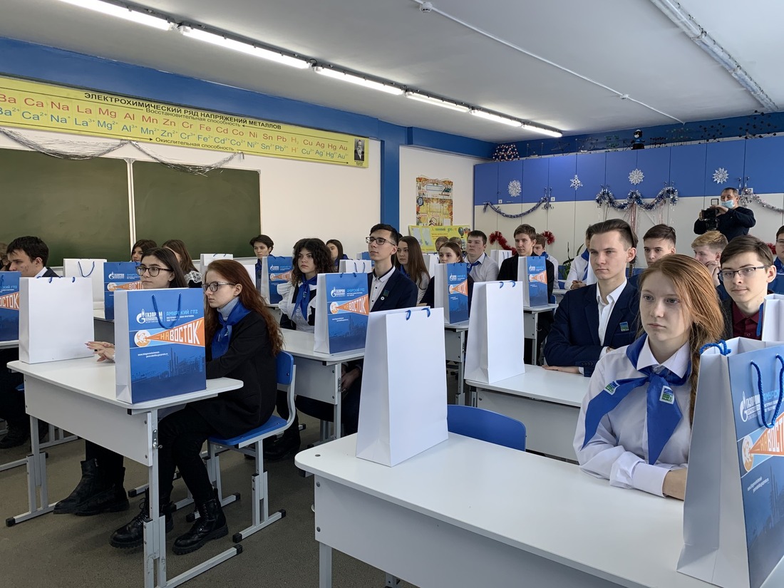 26 одиннадцатиклассников «Газпром-класса» были отобраны на конкурсной основе по окончании девяти классов.